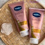 Vaseline Gluta-Hya Dewy Radiance