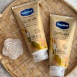 Vaseline Gluta-Hya Flawless Glow